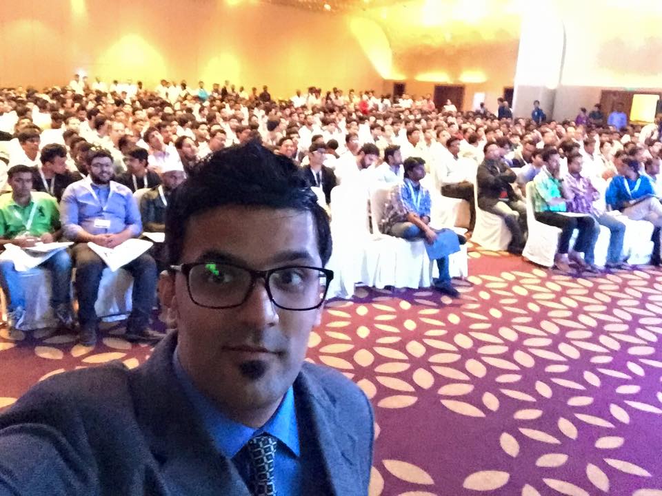 payoneer hyderabad roadshow 2015 over crowded